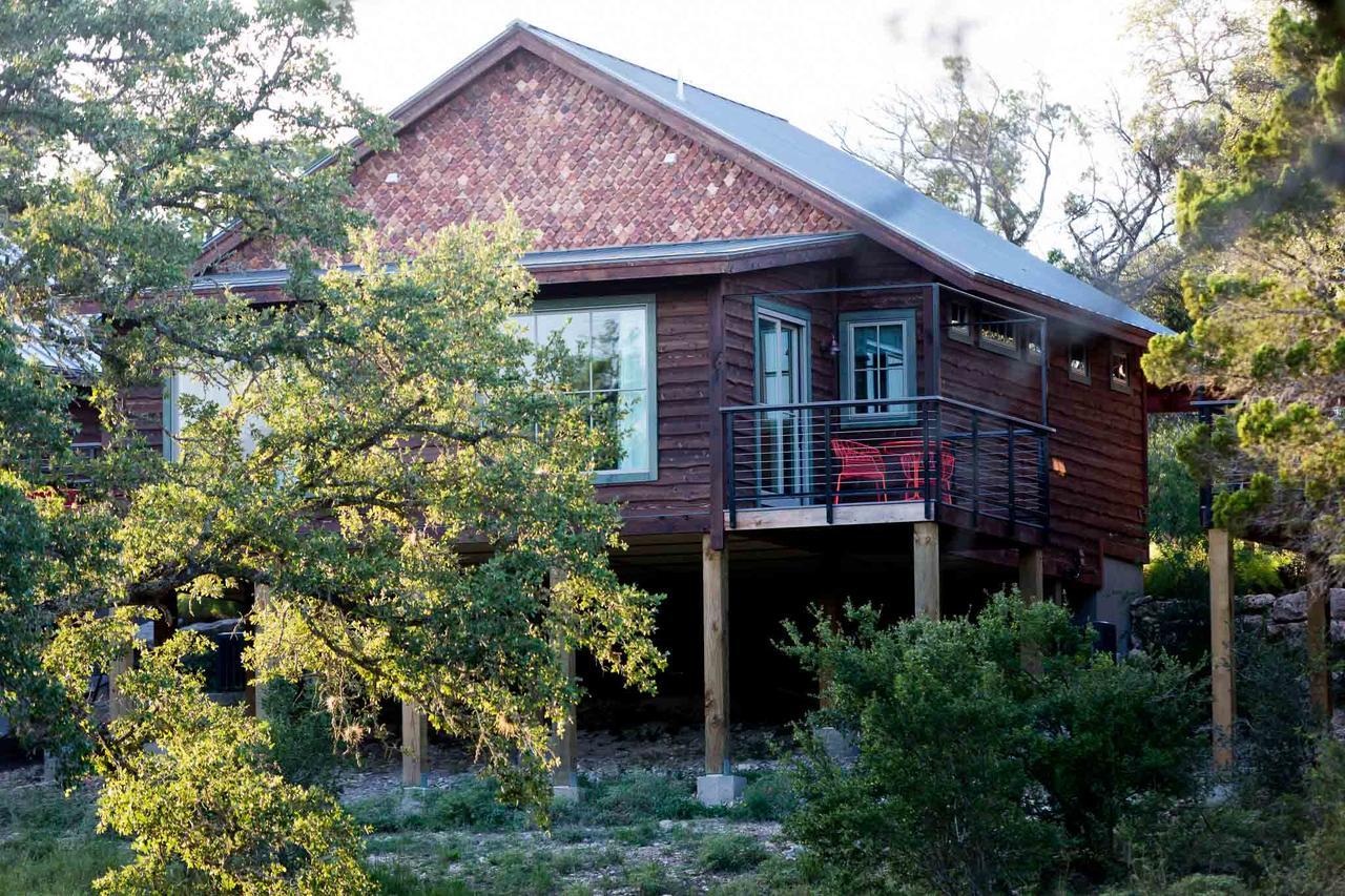 Camp Lucy Hotel Dripping Springs Bagian luar foto