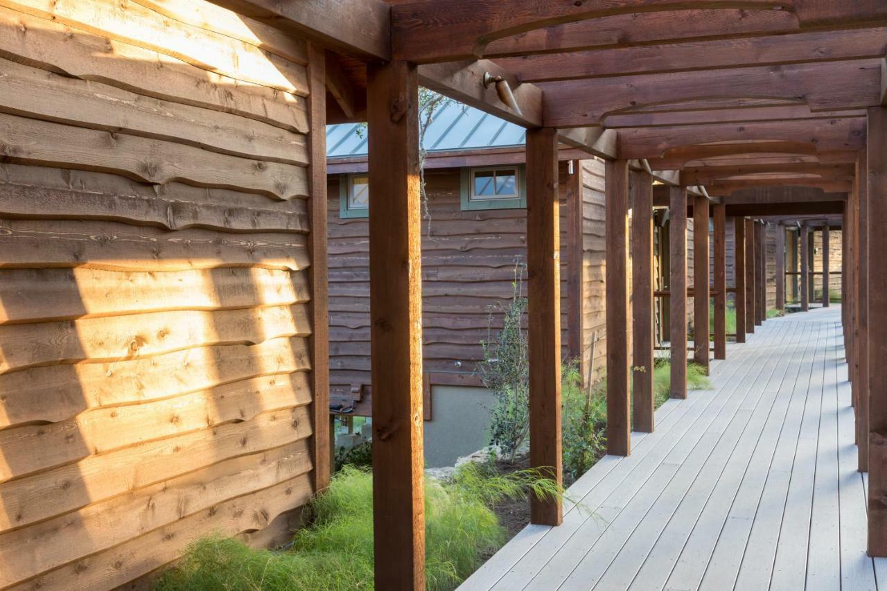 Camp Lucy Hotel Dripping Springs Bagian luar foto
